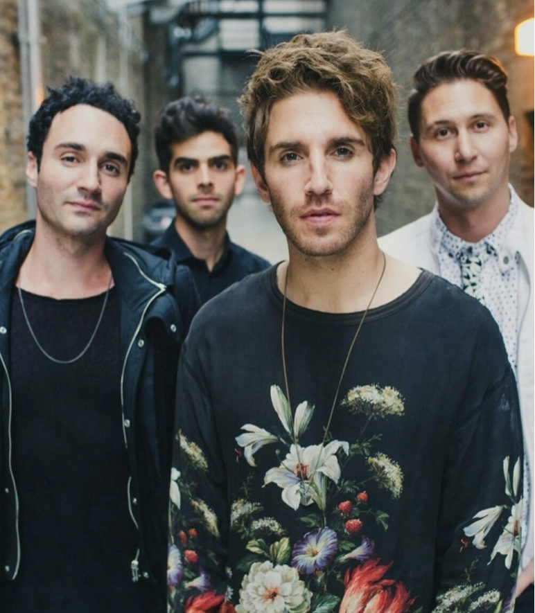 Smallpools – Over and Over