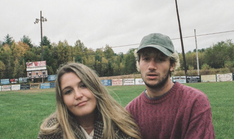 Jeremy Zucker & Chelsea Cutler – emily