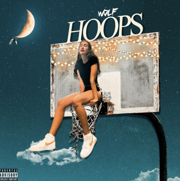 Julia Wolf – Hoops